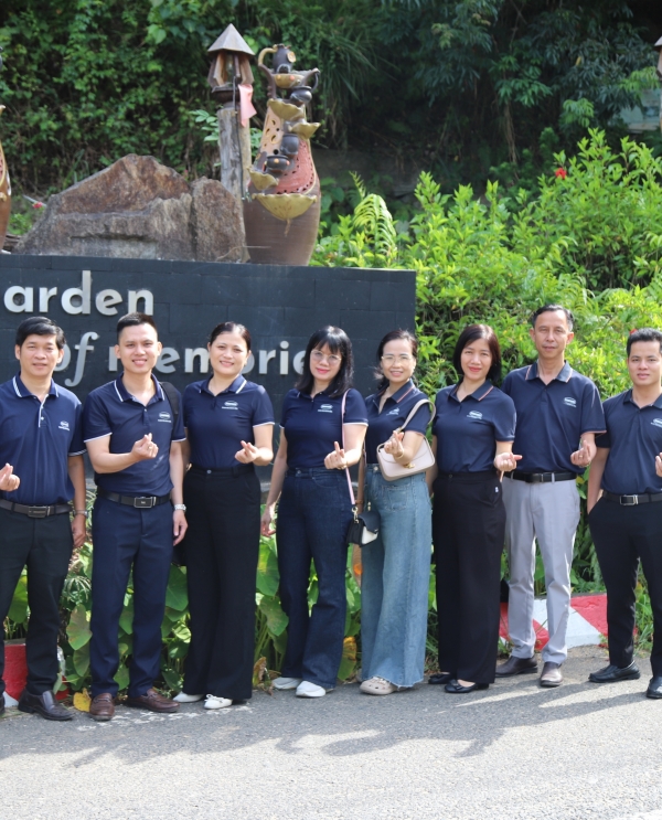 Hành trình về nguồn đầy cảm xúc: Chi bộ Công ty Codatours gắn kết giá trị lịch sử tại Bảo tàng Đồng Đình