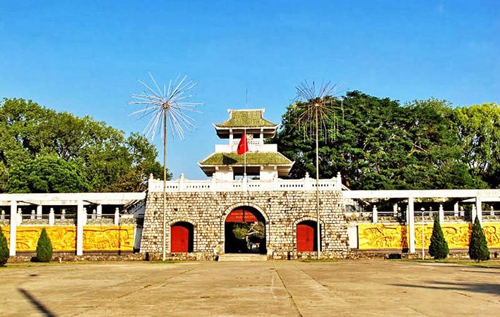 NỘI BÀI – SƠN LA – MƯỜNG PHĂNG  - ĐIỆN BIÊN – MỘC CHÂU