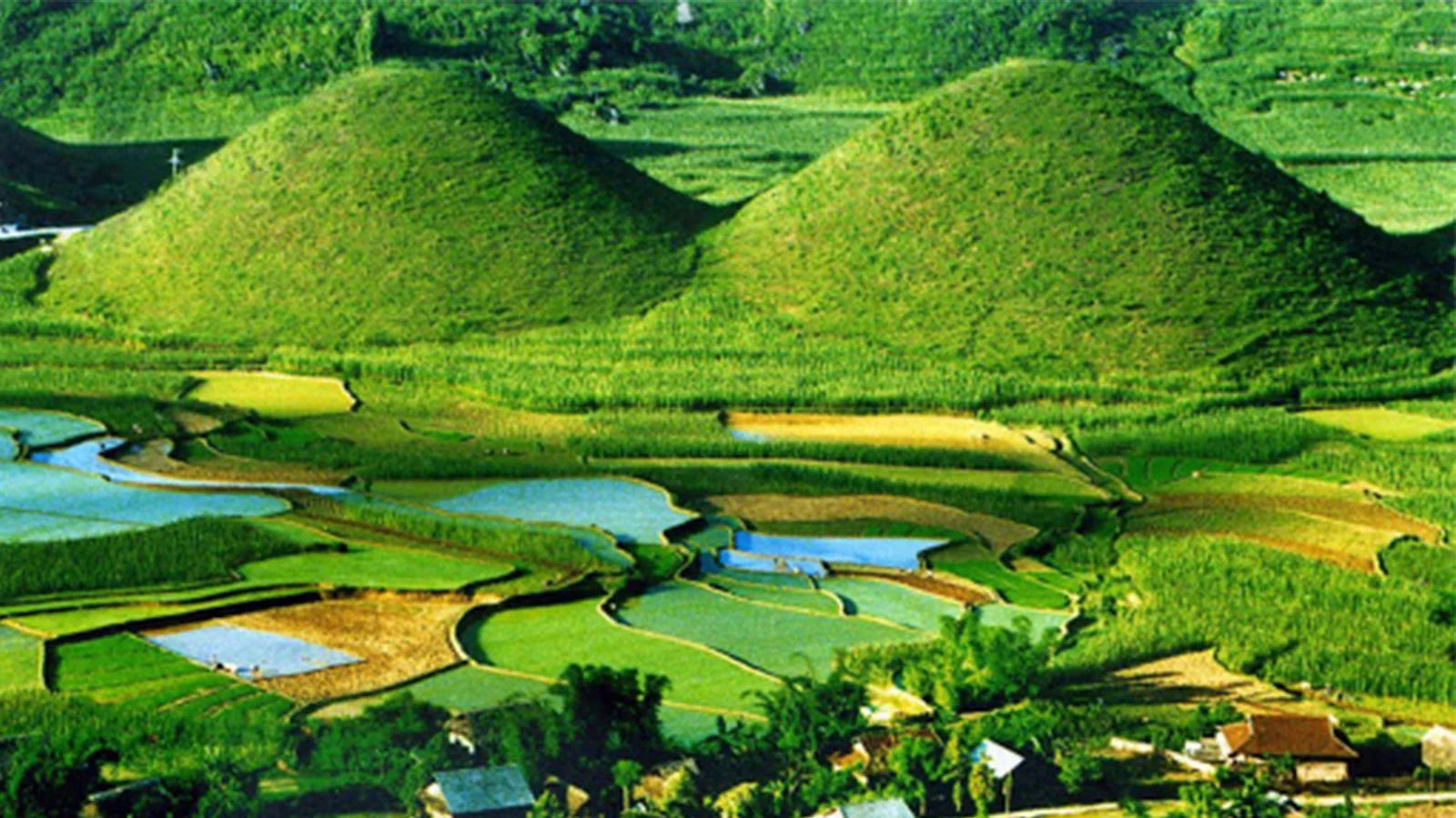 NỘI BÀI - HÀ GIANG - ĐỒNG VĂN –  TUYÊN QUANG - TÂN TRÀO